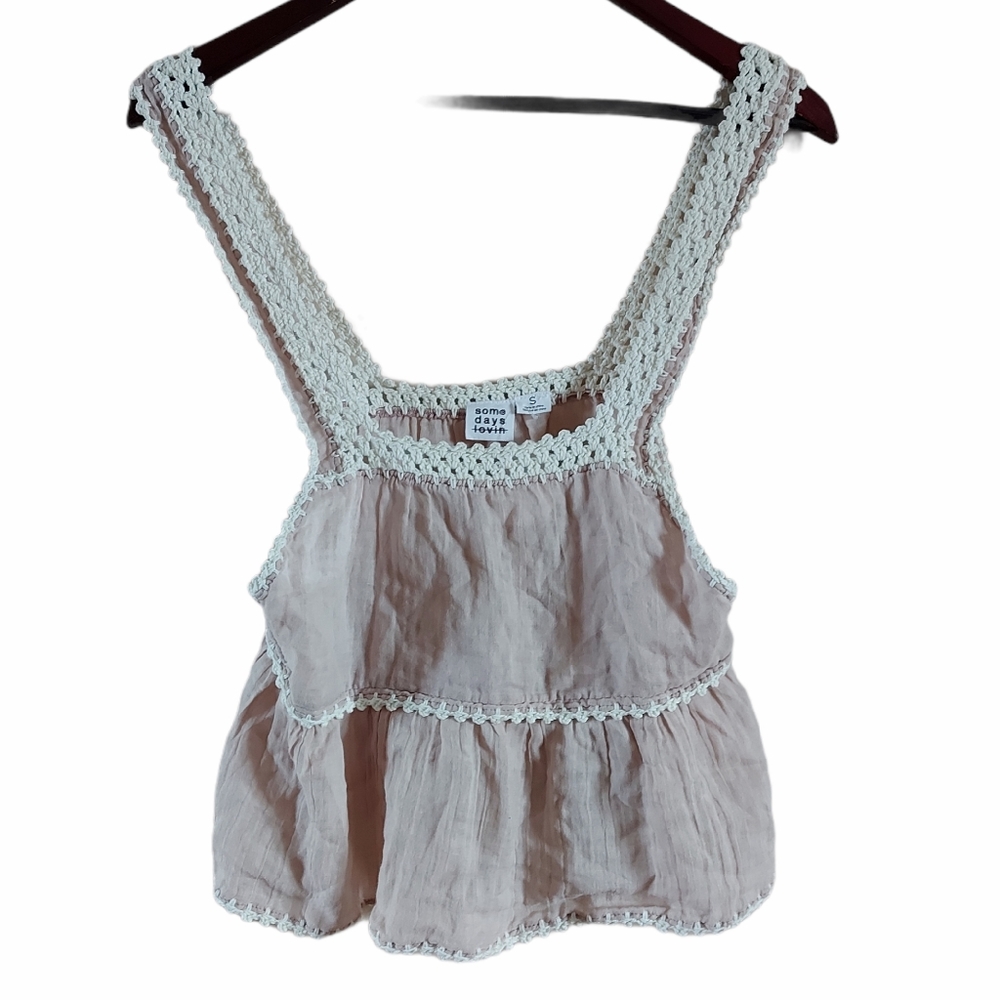 SomeDays Lovin cropped tiered tank with crochet